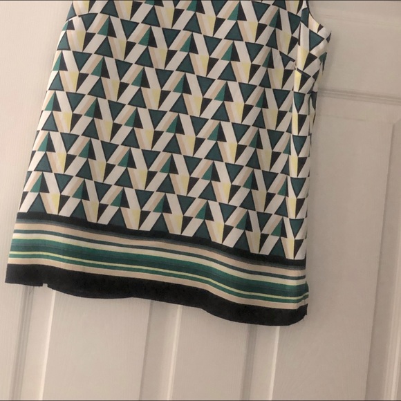 DOROTHY PERKINS Multi Geometric Triangles SIZE 6 Sleeveless Cami Top - Picture 2 of 4